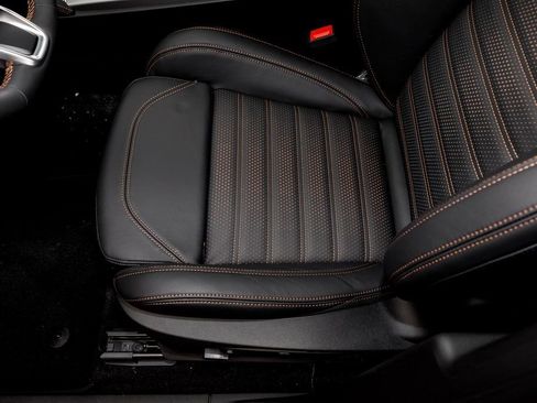 New 2025 Alfa Romeo Stelvio Sprint image 16