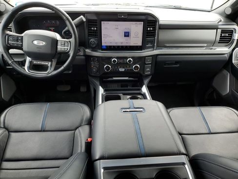 Used 2025 Ford F250 Platinum image 14