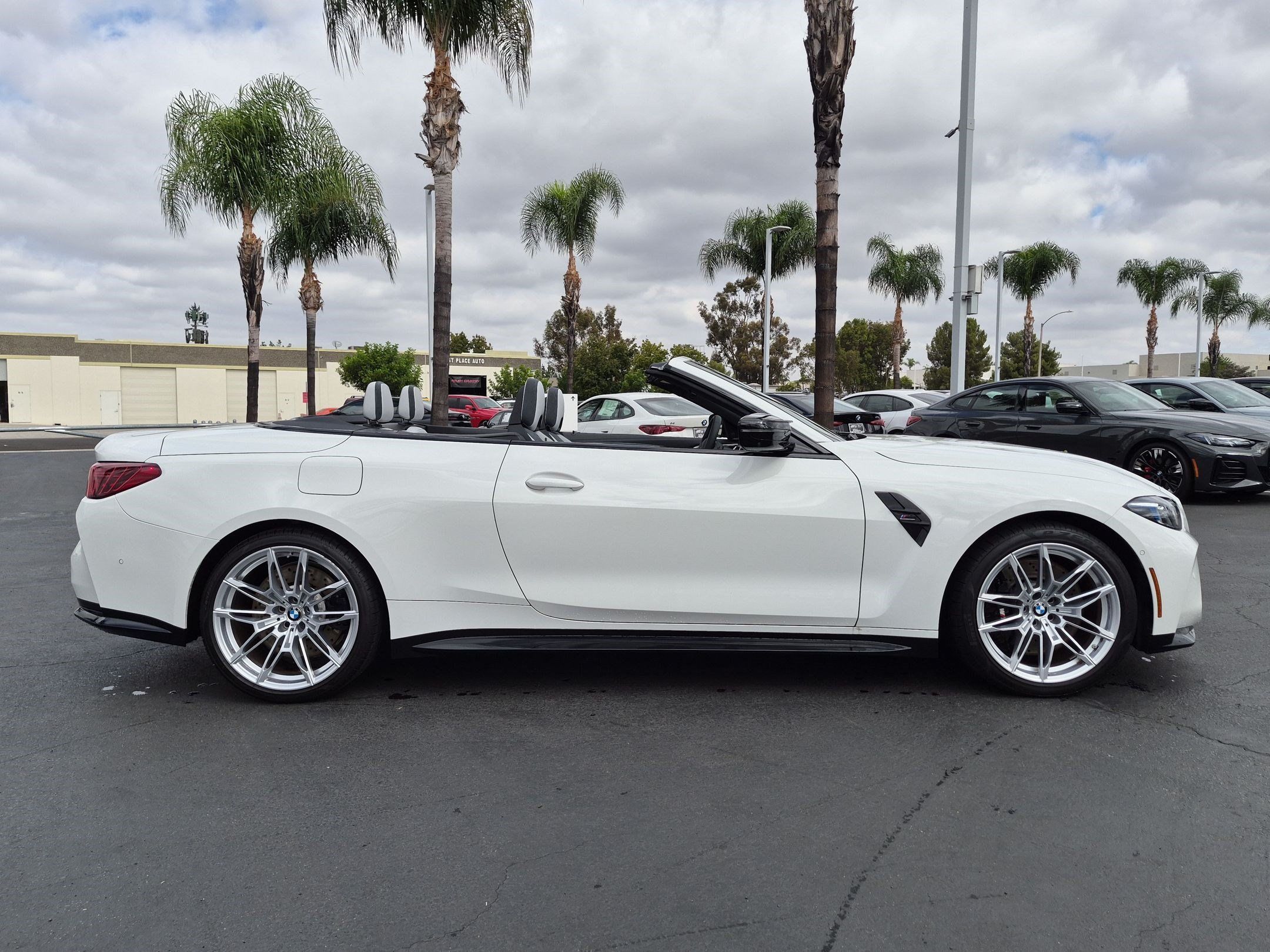 Used 2025 BMW M4 xDrive Competition w/ Executive Package AWD/4WD image 11