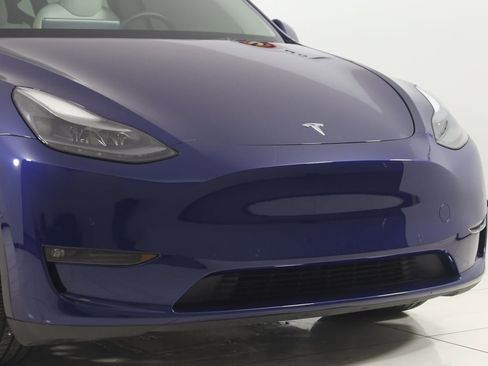 Used 2022 Tesla Model Y Performance image 38