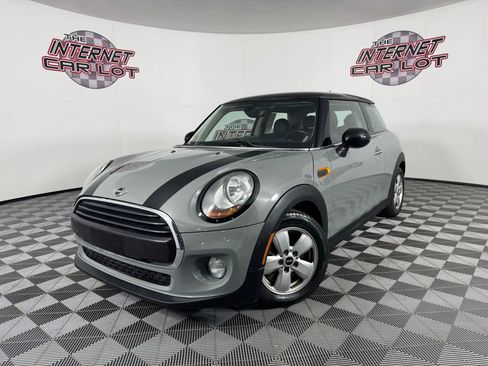 Used 2016 MINI Cooper 2-Door Hardtop image 1
