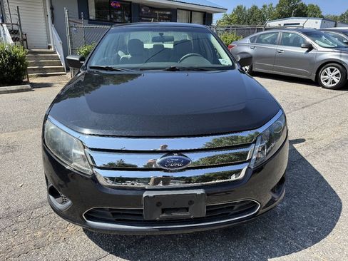 Used 2010 Ford Fusion S FWD image 2