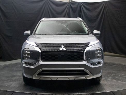 Used 2022 Mitsubishi Outlander SEL image 4