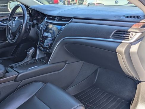 Used 2019 Cadillac XTS Luxury FWD image 20