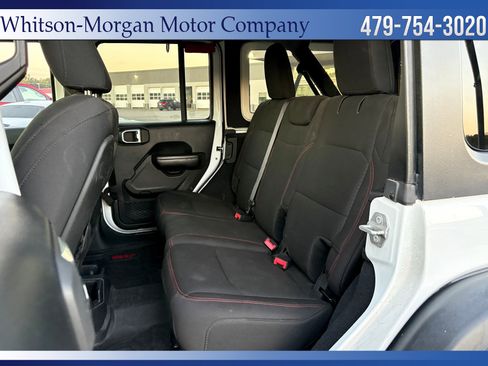 Used 2018 Jeep Wrangler Unlimited Rubicon image 31