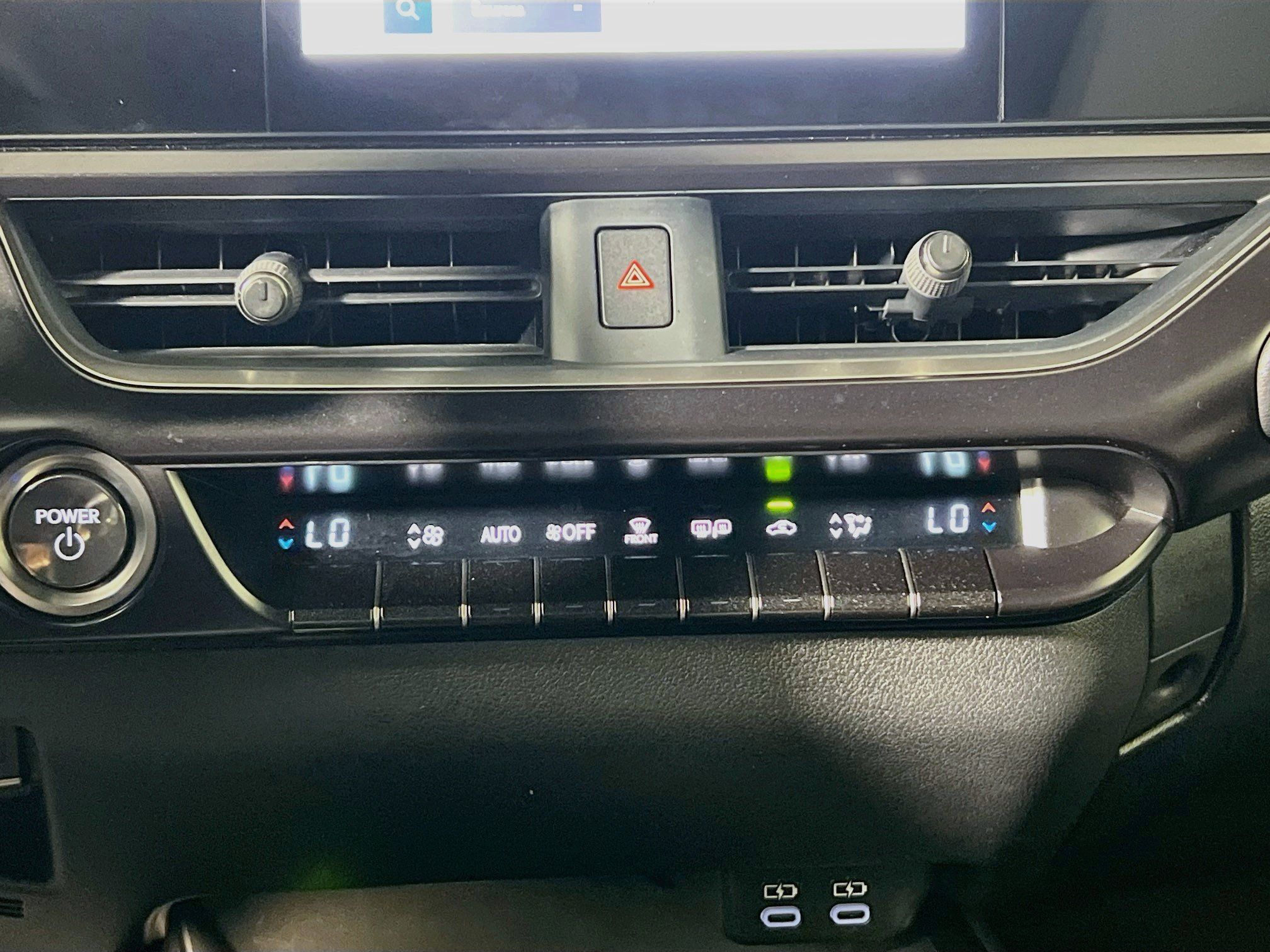 Used 2023 Lexus UX 250h FWD w/ Accessory Package (Z1) image 26