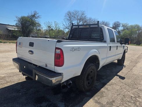 Used 2009 Ford F250 Lariat image 9