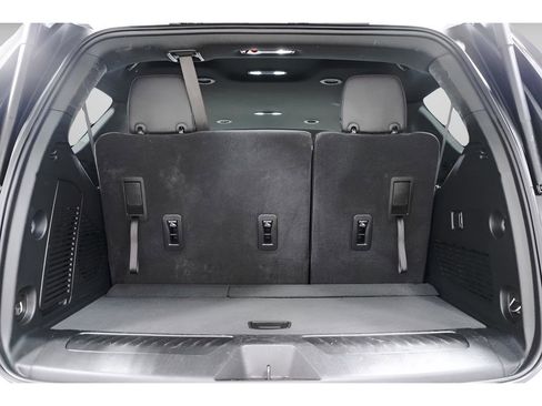 Used 2025 Chevrolet Tahoe LT image 43