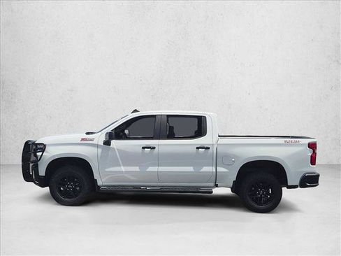 Used 2021 Chevrolet Silverado 1500 LT Trail Boss w/ Convenience Package II AWD/4WD image 9