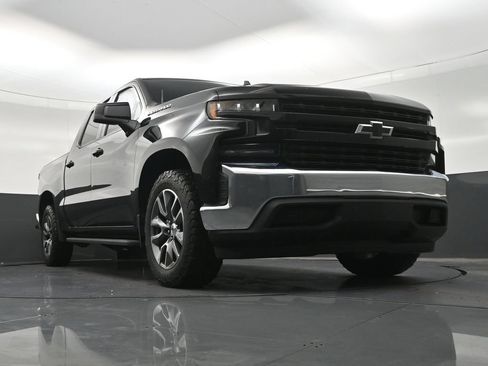 Used 2020 Chevrolet Silverado 1500 LT w/ Texas Edition RWD image 29
