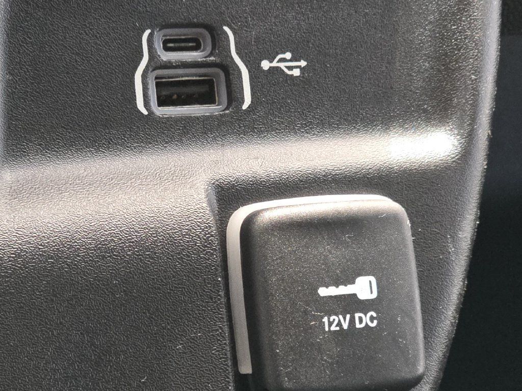 Used 2025 RAM ProMaster 2500 w/ Convenience Group FWD image 6