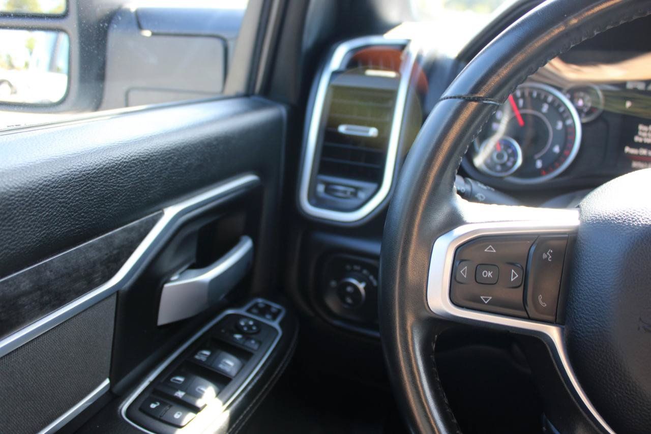 Used 2024 RAM 2500 Big Horn AWD/4WD image 25