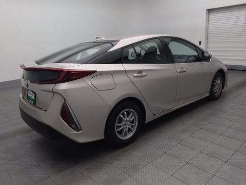 Used 2018 Toyota Prius Prime Plus w/ Carpet Mat Package image 10