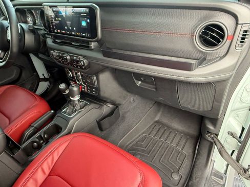 Used 2024 Jeep Wrangler Rubicon 392 image 31
