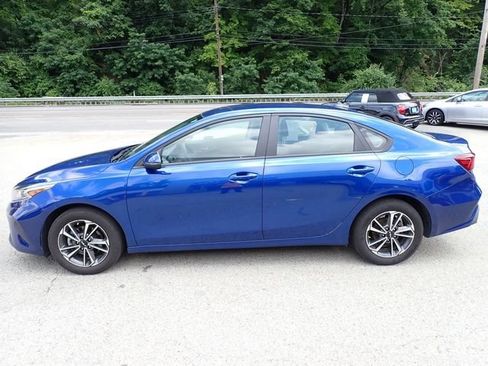 Used 2024 Kia Forte LXS w/ LXS Technology Package FWD image 6