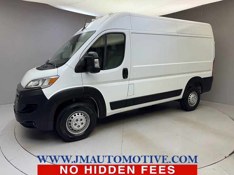 Used 2024 RAM ProMaster 2500 w/ Convenience Group FWD image 1