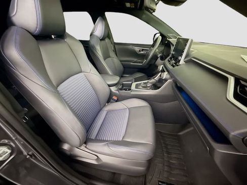 Used 2022 Toyota RAV4 XSE image 27