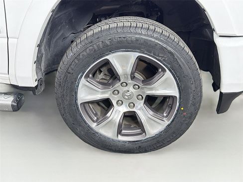 Used 2021 RAM 1500 Laramie w/ Sport Appearance Package AWD/4WD image 36