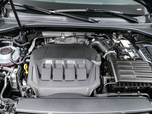 Used 2024 Audi Q3 2.0T Premium Plus w/ Premium Plus Package image 37