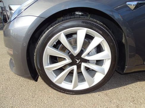 Used 2018 Tesla Model 3 Long Range RWD image 7