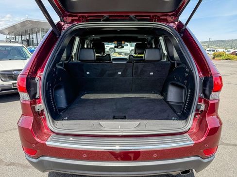 Used 2021 Jeep Grand Cherokee Limited AWD/4WD image 24