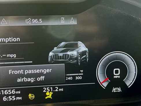 Used 2021 Audi Q8 Premium Plus w/ Premium Plus Package AWD/4WD image 14