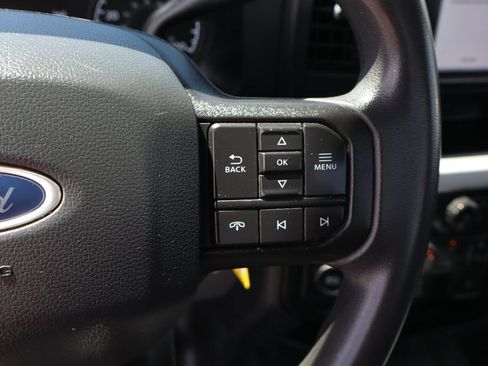 Used 2023 Ford F550 2WD Regular Cab Super Duty image 29