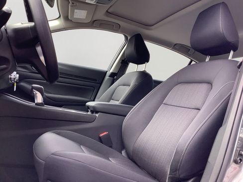 New 2025 Nissan Altima 2.5 SV w/ SV Special Edition Package image 24