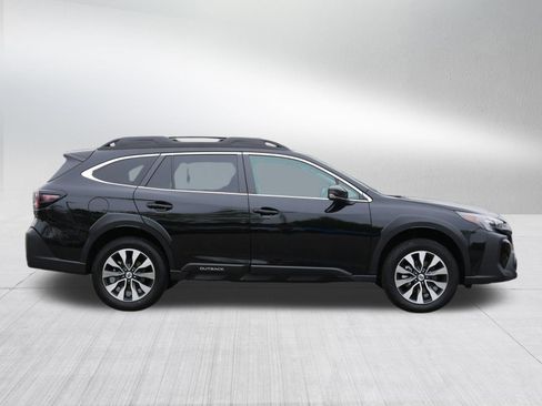 Used 2023 Subaru Outback Limited AWD/4WD image 8