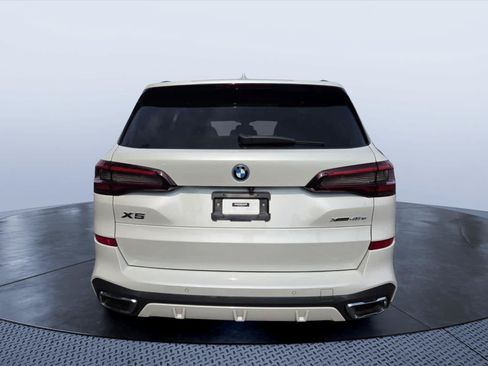 Used 2022 BMW X5 xDrive45e w/ M Sport Package AWD/4WD image 5
