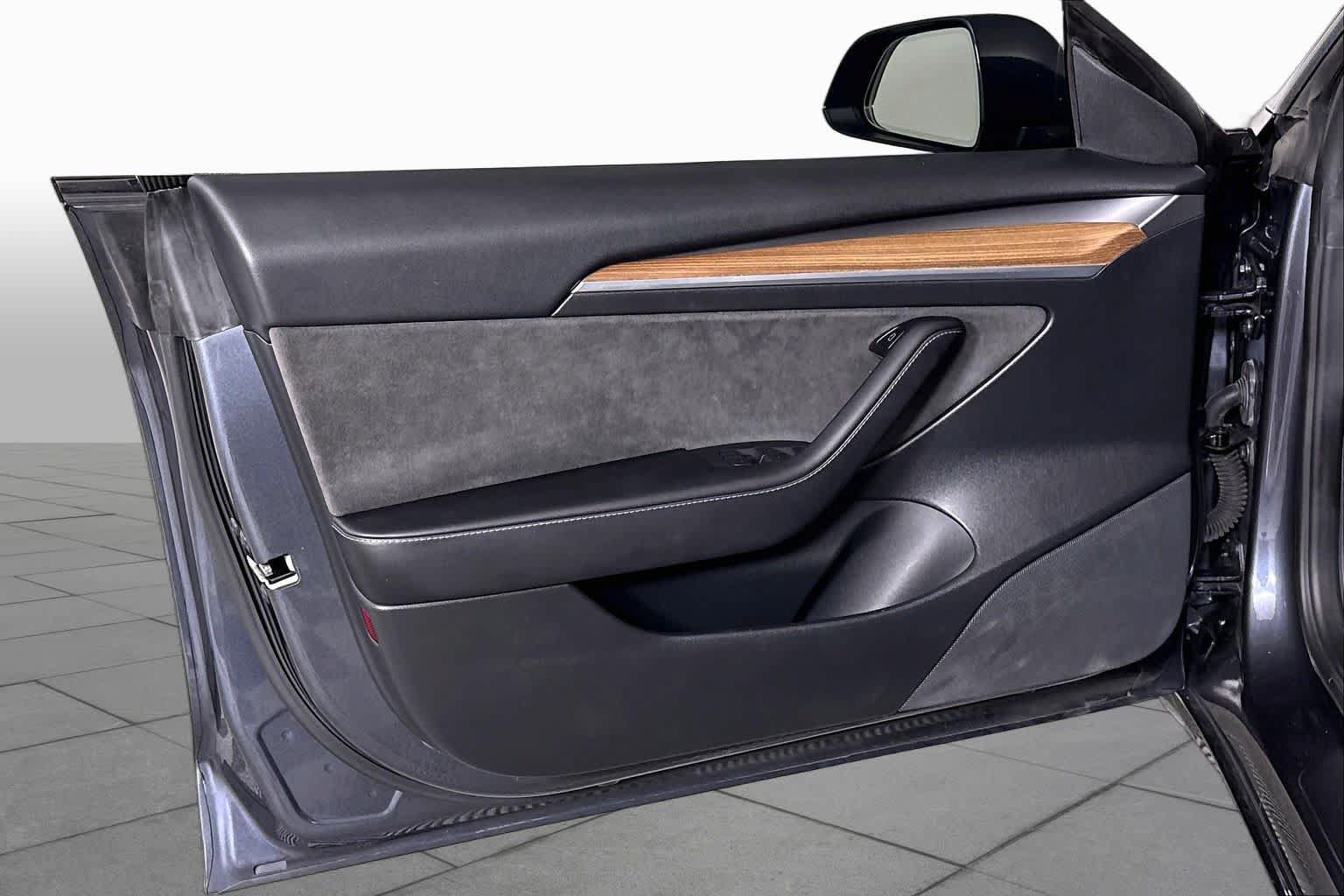 Used 2022 Tesla Model 3 RWD image 19