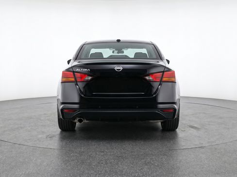 Used 2025 Nissan Altima 2.5 SV FWD image 7