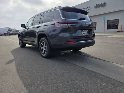 New 2025 Jeep Grand Cherokee L Limited w/ Trailer Tow Package image 5