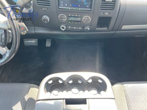 Used 2011 GMC Sierra 1500 SLE w/ Power Tech Package AWD/4WD image 29