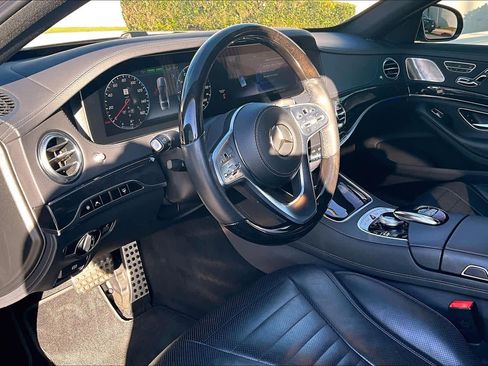 Used 2019 Mercedes-Benz S 560e image 17
