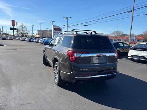 Used 2020 GMC Acadia Denali image 3