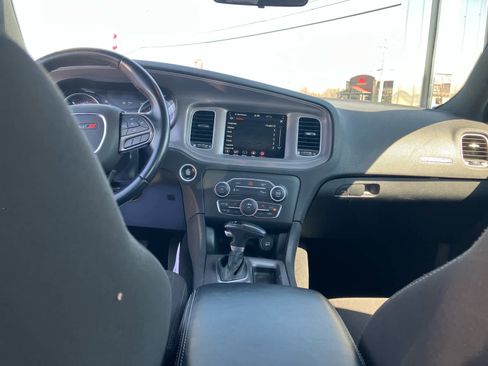 Used 2023 Dodge Charger SXT image 29