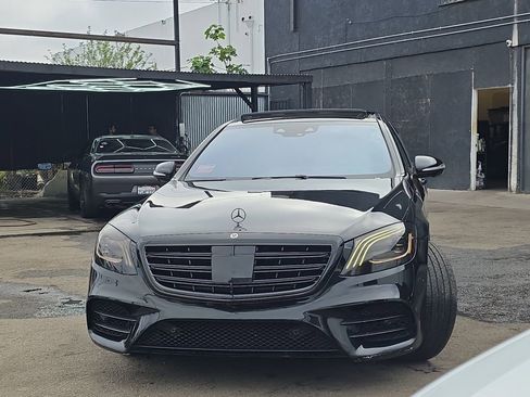 Used 2019 Mercedes-Benz S 560 Sedan image 27