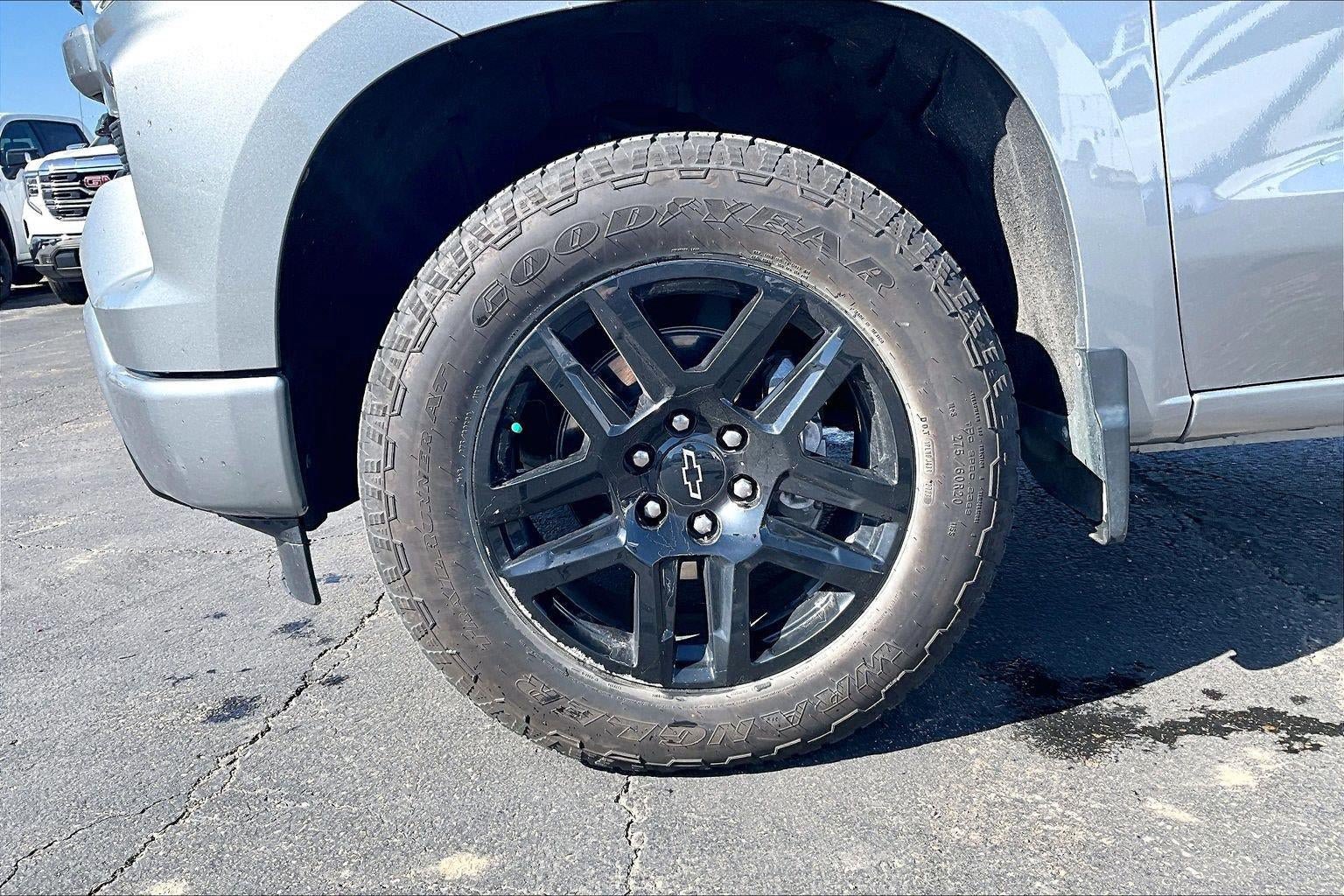 Used 2024 Chevrolet Silverado 1500 RST w/ Z71 Off-Road Package AWD/4WD image 9