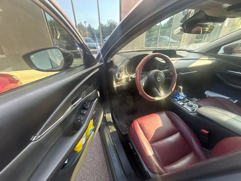 Used 2024 MAZDA CX-30 AWD 2.5 S w/ Preferred Package image 3