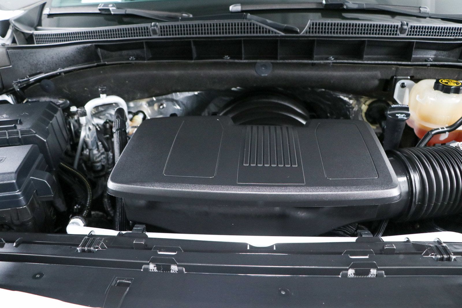 Used 2022 GMC Yukon AT4 AWD/4WD image 36
