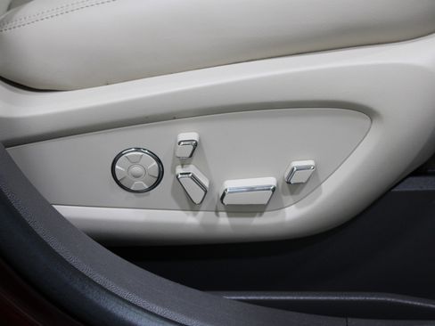 Used 2019 Lincoln Nautilus Reserve w/ Ultimate Package image 28