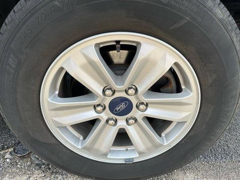 Used 2019 Ford F150 XLT image 32