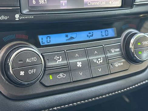 Used 2015 Toyota RAV4 XLE FWD image 24