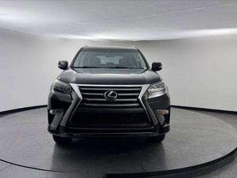 Used 2016 Lexus GX 460 image 12