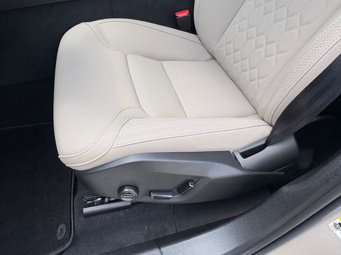 New 2026 Volvo XC60 B5 Core w/ Protection Package Premier AWD/4WD image 21
