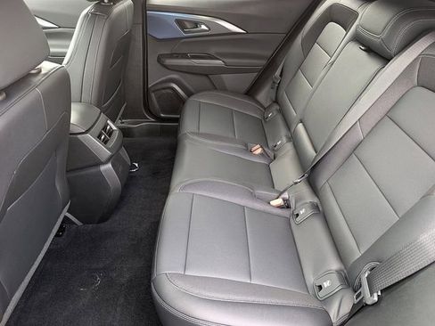 New 2026 Chevrolet Equinox EV LT image 17