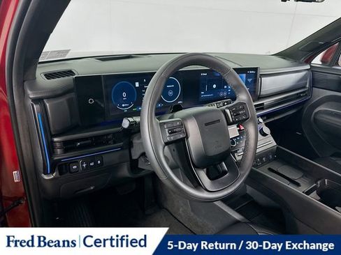 Certified 2025 Hyundai Santa Fe Calligraphy image 19