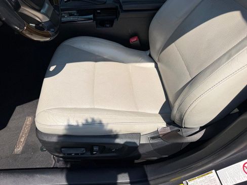 Used 2013 Lexus ES 350 w/ Luxury Pkg FWD image 21