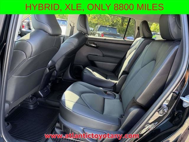 Certified 2026 Toyota Highlander XLE AWD/4WD image 18